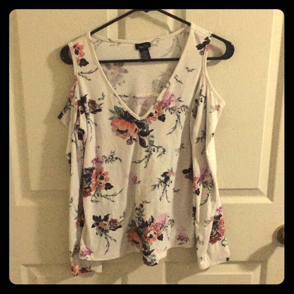 Long sleeve floral top